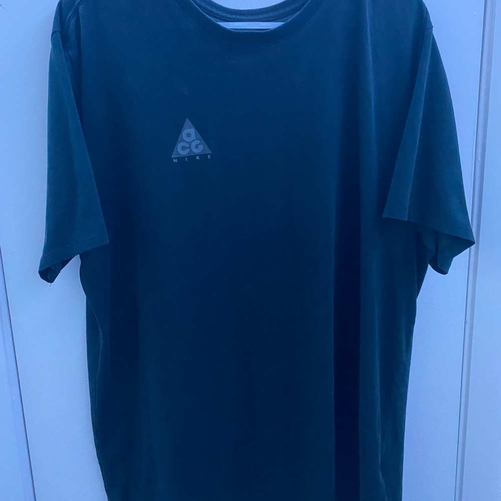 ACG Nike Tee XL